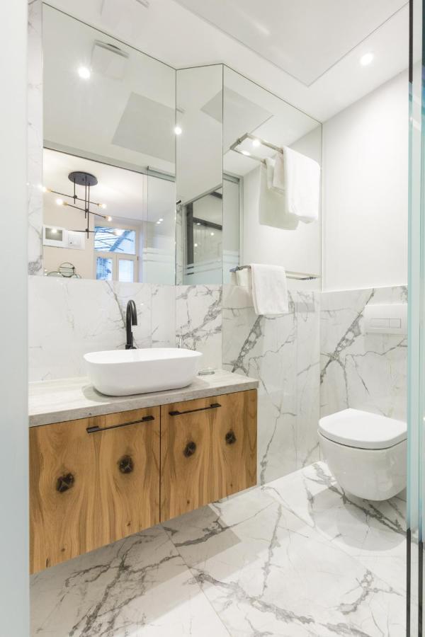 Luxury Dream Suite In The Absolute Center Budapesta Exterior foto